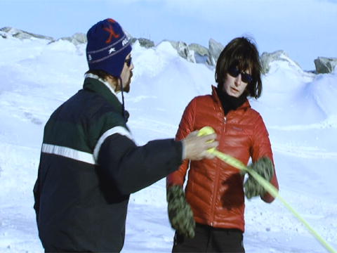 Gold Divers - Under the Ice: Far-datter mundhuggeri