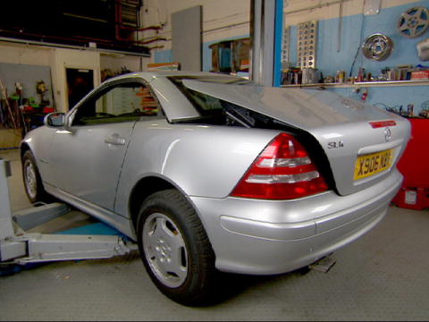 Wheeler Dealers: Repairing the Roof